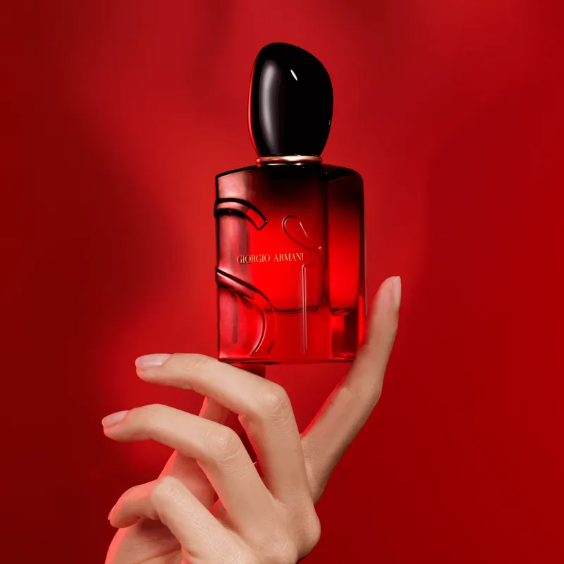 Si Passione Intense - Bloemig-amber houtachtige eau de parfum von Giorgio Armani in 100 ml – Produktfoto 2 von 5