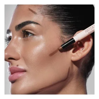 Contouring Micro Stick de ARTDECO en 8-Nutwood – photo du produit 3 sur 5