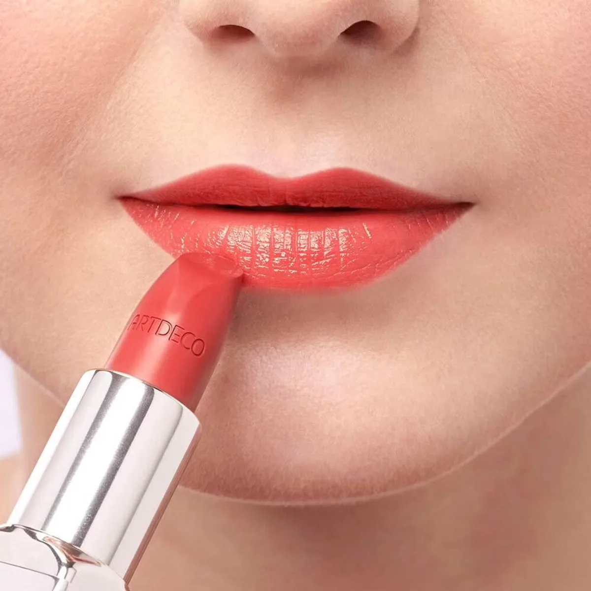 High Performance Lipstick/Lippenstift - Glanzend - 418 Pompeian Red by ARTDECO in 418 – Pompeian Red – 4 g – product photo