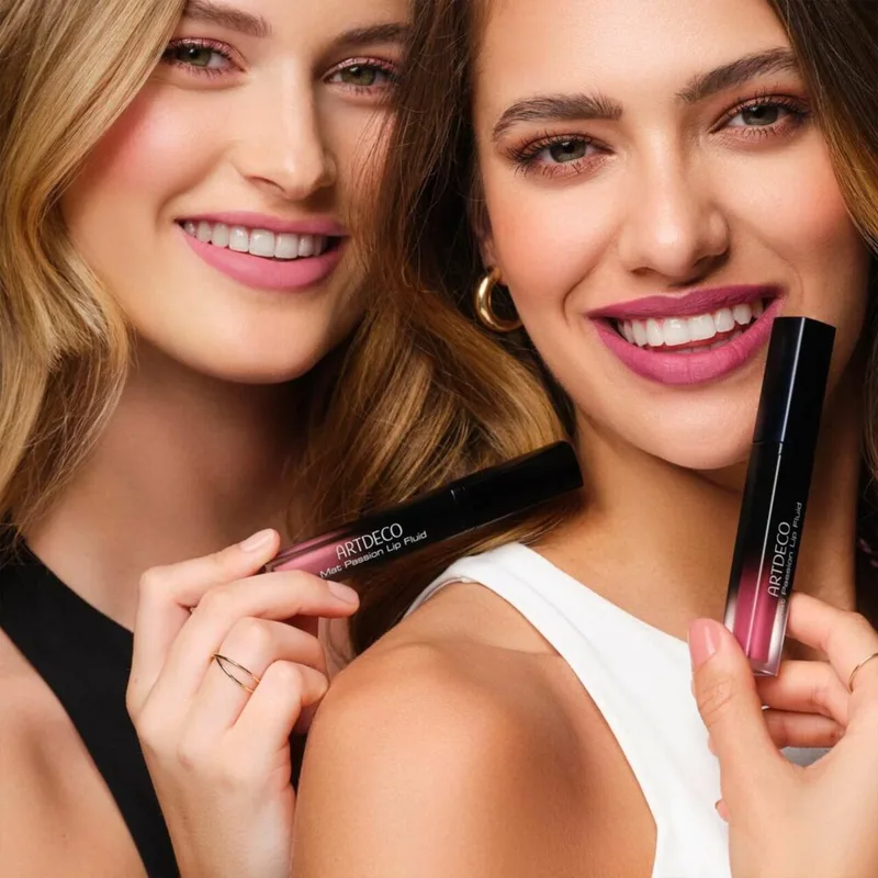 Mat Passion Lip Fluid fra ARTDECO i 25-So Mauve – produktbillede 4 af 5
