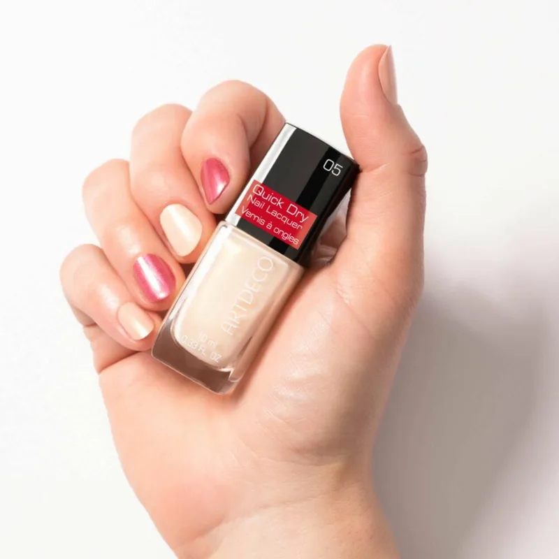 Quick Dry Nail Lacquer by ARTDECO in 05-Special Surprise – product photo