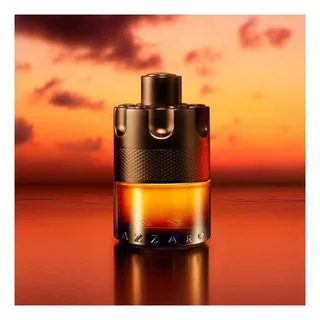 The Most Wanted Parfum - Fougère Amberachtig Parfum - Houtakkoord - Intense Parfum voor Mannen fra Azzaro i 100 ml – produktbillede 4 af 5