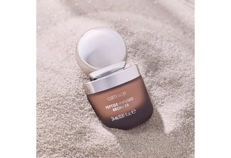 Body-Bronzer SEASHELL STORIES Peptide Infused Bronzer de Catrice en Marron – photo du produit 3 sur 4
