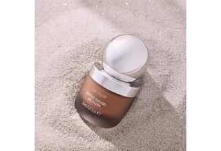 Body-Bronzer SEASHELL STORIES Peptide Infused Bronzer från Catrice i Brun – produktbild 4 av 5