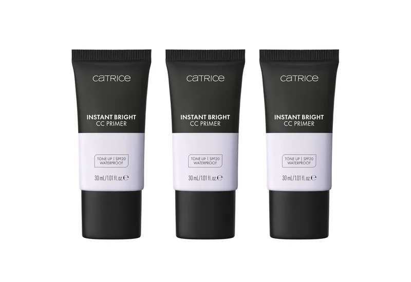 Foundation Invisible Cover Cushion Foundation van Catrice in Beige – productfoto 1 van 5