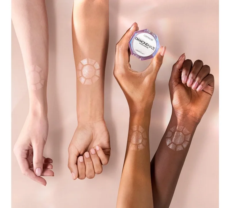 Highlighter Diamond Haze Highlighter, 3-tlg., Mit 3D-Glitzerpartikel, leicht auftragbar, für alle Hauttöne geeignet. van Catrice in Wit – productfoto 5 van 5