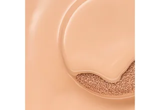 Invisible Cover Cushion Foundation Cushion foundation de Catrice en Rose, 10 g – photo du produit 3 sur 4