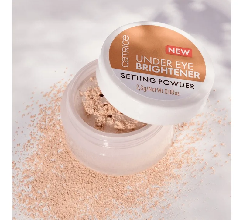 Puder UNDER EYE BRIGHTENER SETTING POWDER, 3-tlg., Loses Puder, frisches und strahlendes Finish, pflegt die Haut. de Catrice en Beige – photo du produit 5 sur 5