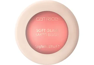 Rouge Soft Glam Baked Blush, 3-tlg., Lichtreflektierende Perlen für eine natürliche Ausstrahlung fra Catrice i Lyserød – produktbillede 2 af 5