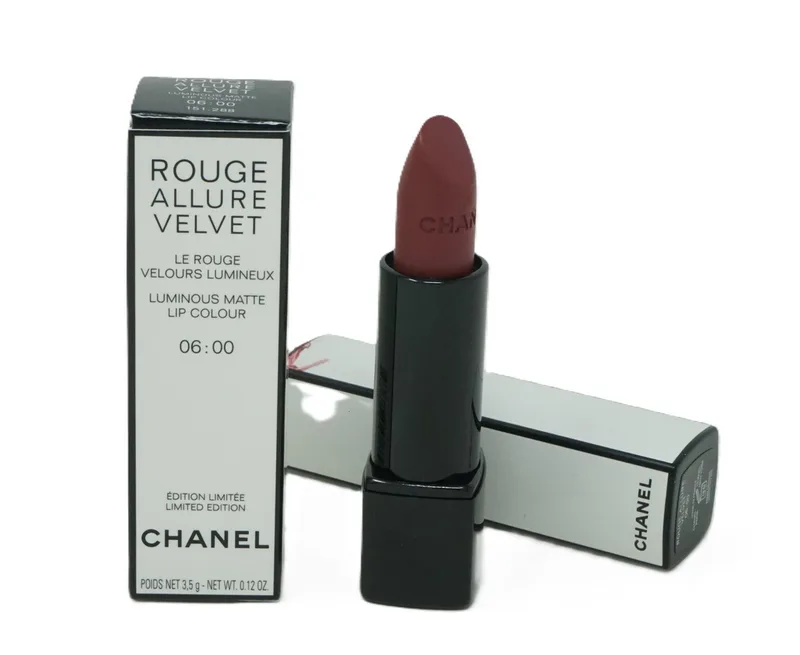 Lippenstift Chanel Rouge Allure Velvet Lippenstift 3,5g 06:00 von Chanel – Produktfoto