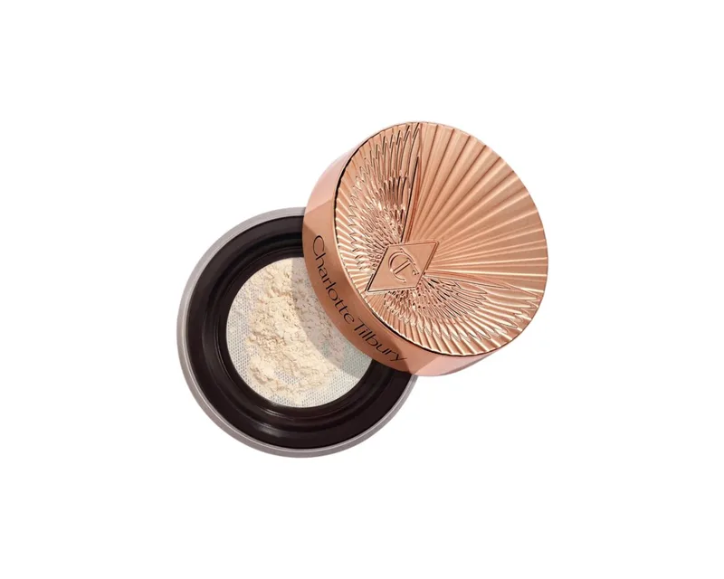 Fixierspray AIRBRUSH FLAWLESS BLUR LOOSE POWDER - Fixierspray und Fixierpuder von Charlotte Tilbury in Fair to medium with neutral undertones – Produktfoto