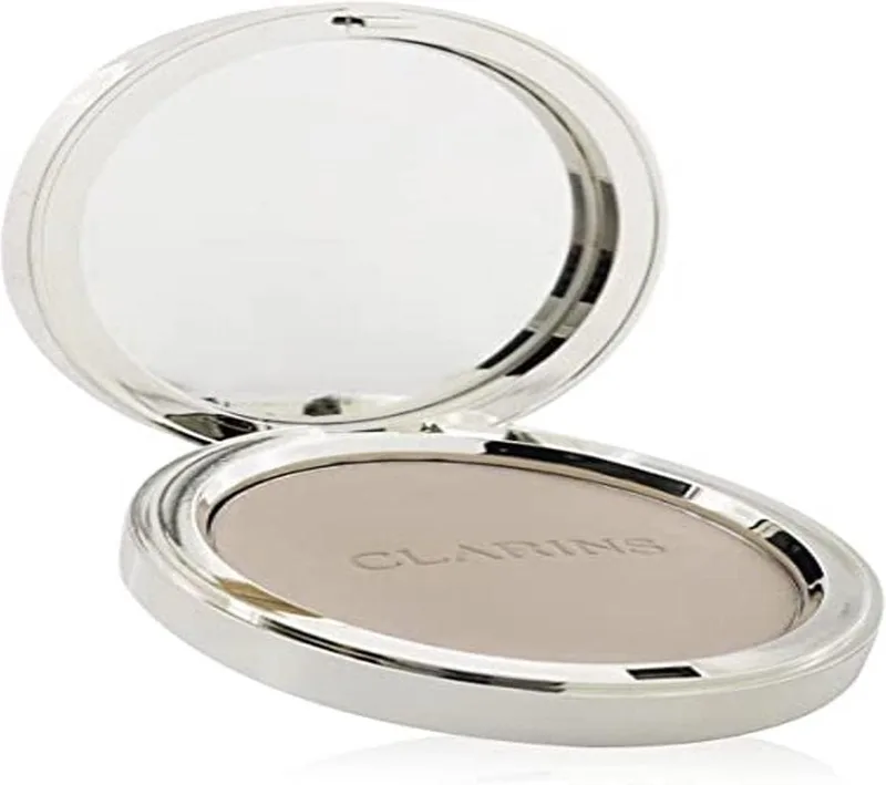 Compact Poeder Foundation Ever Matte Compact Powder - Gezichtspoeder - 03 Light Medium fra Clarins – produktbillede 1 af 3
