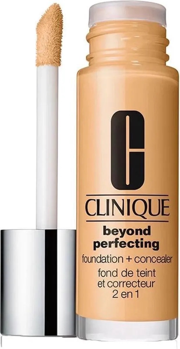 Beyond Perfecting Foundation + Concealer - 44 Tea de Clinique en 44 Tea – photo du produit