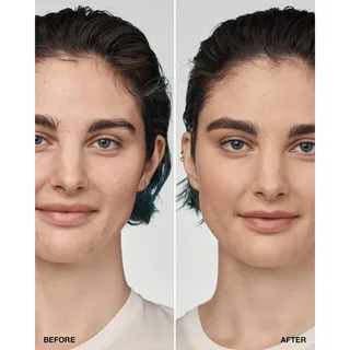 Even Better Clinical Serum SPF20 Vloeibare foundation de Clinique en Rose, 30 ml – photo du produit 3 sur 3