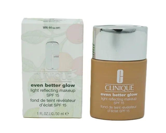 Make-up even better glow reflecting makeup SPF15