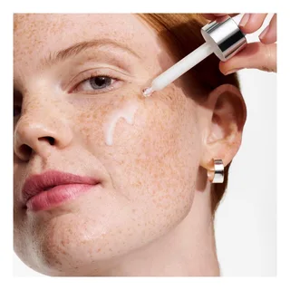 Moisture Surge Glow Serum Serum van Clinique in 50 ml – productfoto 2 van 3