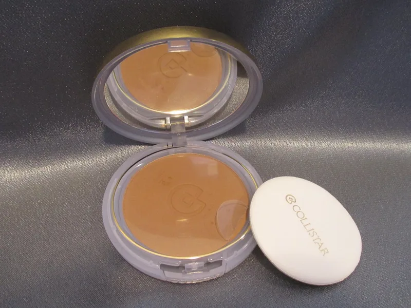 Cream-Powder compact foundation spf 8/10 - 6 von Collistar in 06 – Cacao – Produktfoto