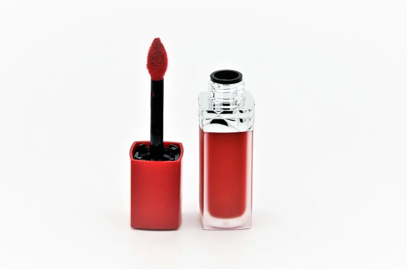 Rouge Ultra Care Liquid Lipstick - 999 - 6 ml - lippenstift von Dior in Bloom – Produktfoto