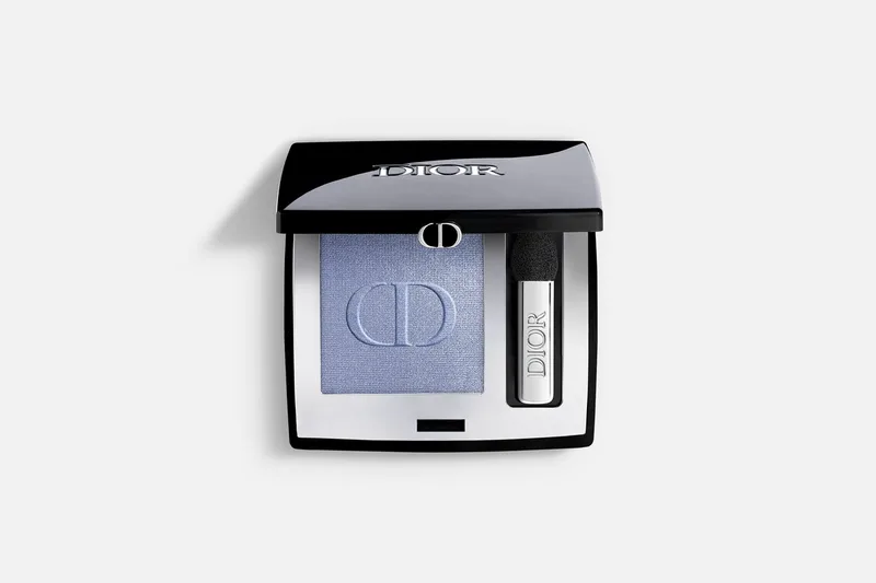 Show Mono Nº 240 Oogschaduw Vrouw von Dior in Blau – Produktfoto
