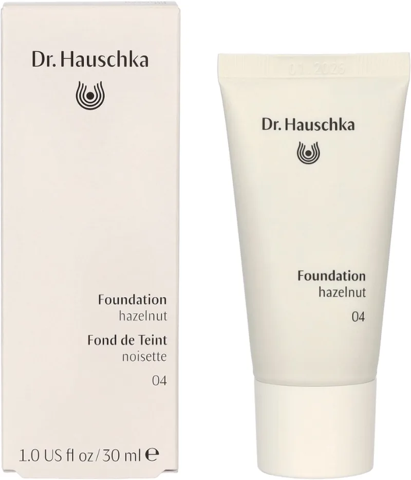 Foundation 30 ml - #04 Hazelnut von Dr. Hauschka in #04 Hazelnut – Produktfoto