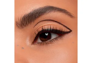 Eyeliner eyeliner pen extra long-lasting, 5-tlg., mit feiner Pinselspitze von essence in Schwarz – Produktfoto 2 von 4