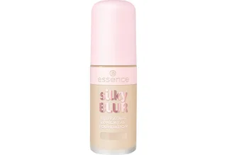 Foundation SILKY BLUR HYDRATING LONGWEAR FOUNDATION, 3-tlg. fra essence i Beige – produktbillede 2 af 5