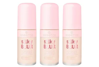 Foundation SILKY BLUR HYDRATING LONGWEAR FOUNDATION, 3-tlg. von essence in Beige – Produktfoto 1 von 5
