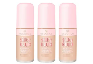 Foundation SILKY BLUR HYDRATING LONGWEAR FOUNDATION, 3-tlg. von essence in Beige – Produktfoto 1 von 5