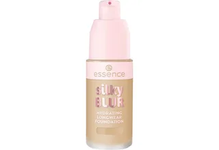 Foundation SILKY BLUR HYDRATING LONGWEAR FOUNDATION, 3-tlg. fra essence i Brun – produktbillede 3 af 5