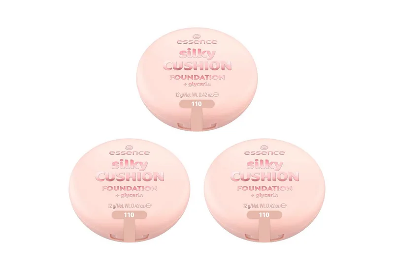 Foundation silky CUSHION FOUNDATION, 3-tlg. fra essence i Beige – produktbillede 1 af 4