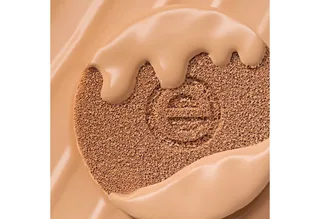 Foundation silky CUSHION FOUNDATION, 3-tlg. von essence in Beige – Produktfoto 5 von 5