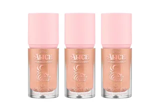 Highlighter Disney Alice in Wonderland liquid highlighter, 3-tlg. fra essence i Guld – produktbillede 1 af 4