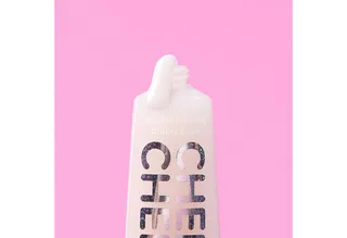 Lipgloss SAY IT WITH JUICY CHEERS juicy bomb jumbo lipgloss, 4-tlg. fra essence i Hvid – produktbillede 4 af 5