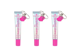 Lipgloss THE SUPER PEPTIDE GLOSSY LIP TREATMENT, 3-tlg., mit milchig glänzender Textur fra essence i Lyserød – produktbillede 1 af 5