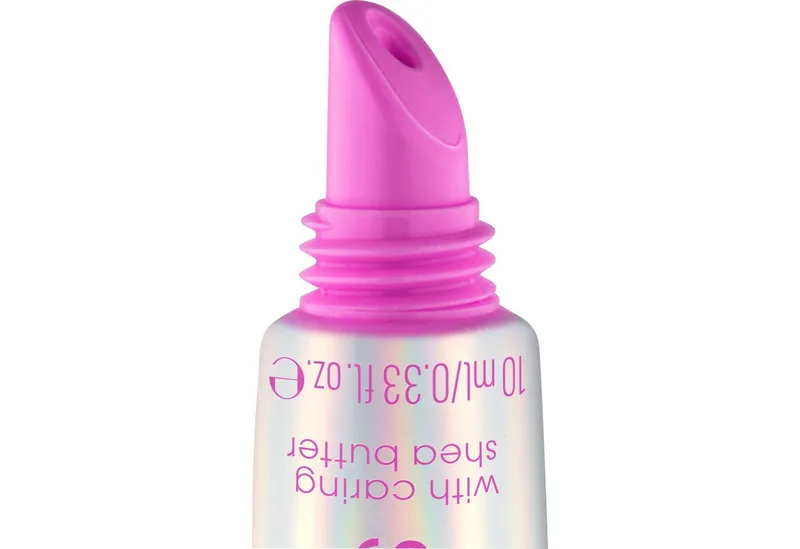 Lipgloss THE SUPER PEPTIDE GLOSSY LIP TREATMENT, 3-tlg., mit milchig glänzender Textur fra essence i Lyserød – produktbillede 4 af 5