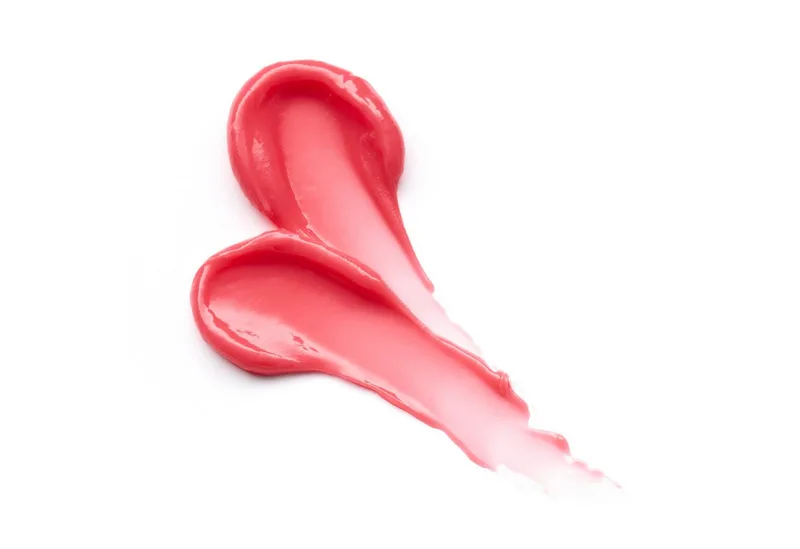 Lipgloss THE SUPER PEPTIDE GLOSSY LIP TREATMENT, 3-tlg., mit milchig glänzender Textur fra essence i Lyserød – produktbillede 3 af 5