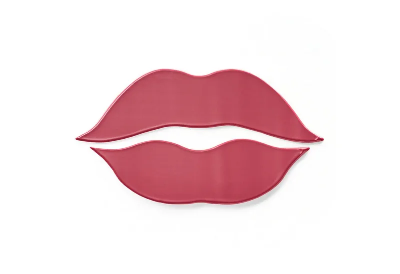 Lippenstift HYDRA KISS LIP TINT, 3-tlg., hohe Deckkraft, glänzend de essence en Rouge – photo du produit 4 sur 5