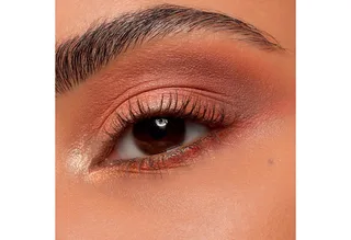 Mascara lash WITHOUT LIMITS BROWN EXTREME LENGTHENING & VOLUME MASCARA, 3-tlg., mit Volumeneffekt fra essence i Brun – produktbillede 4 af 5