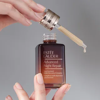 Advanced Night Repair Synchronized Multi-Recovery Complex Serum de Estée Lauder en 30 ml – photo du produit 2 sur 4