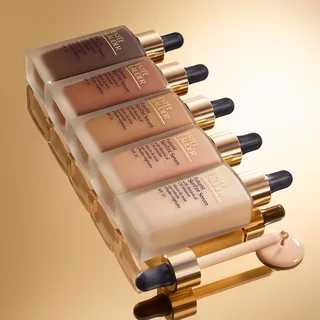 Futurist Skintint Serum Foundation Vloeibare foundation von Estée Lauder in Lichtbruin, 30 ml – Produktfoto 2 von 3
