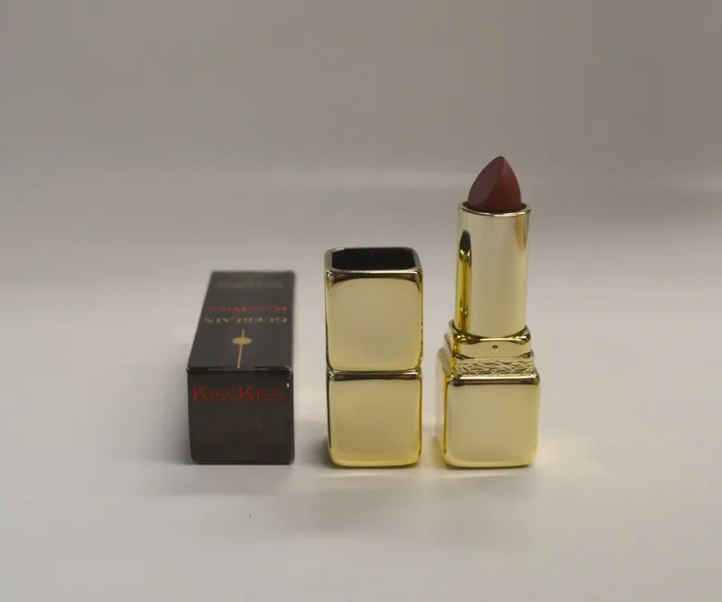Kiss Kiss Lipstick #554 van Guerlain in Bois D'Amour – productfoto