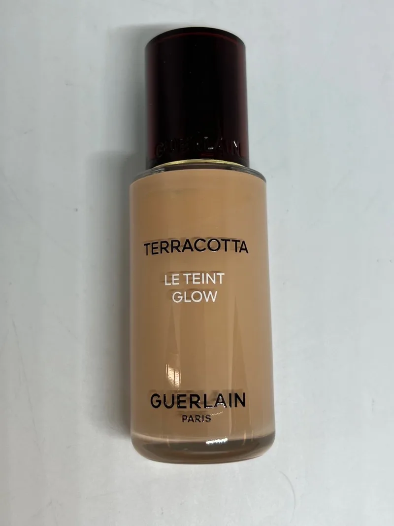 Terracotta Le Teint Glow van Guerlain in 2C – productfoto