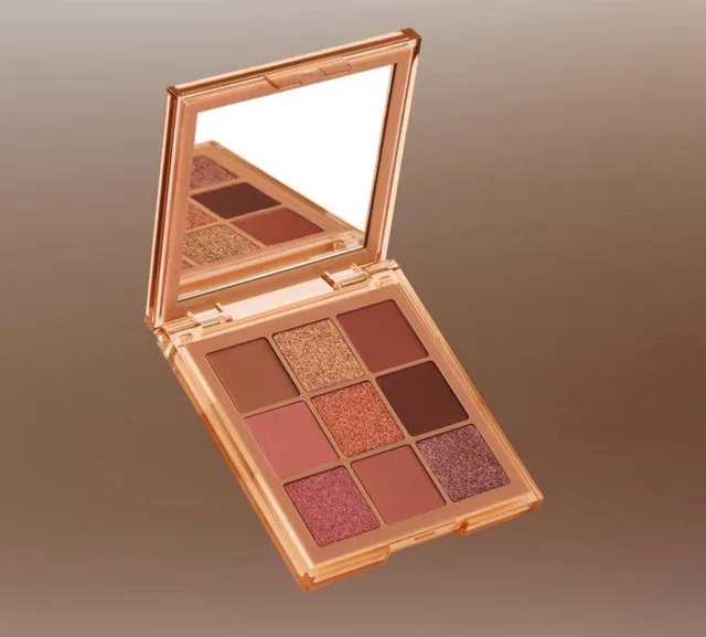 Nude Obsessions Eyeshadow Palette