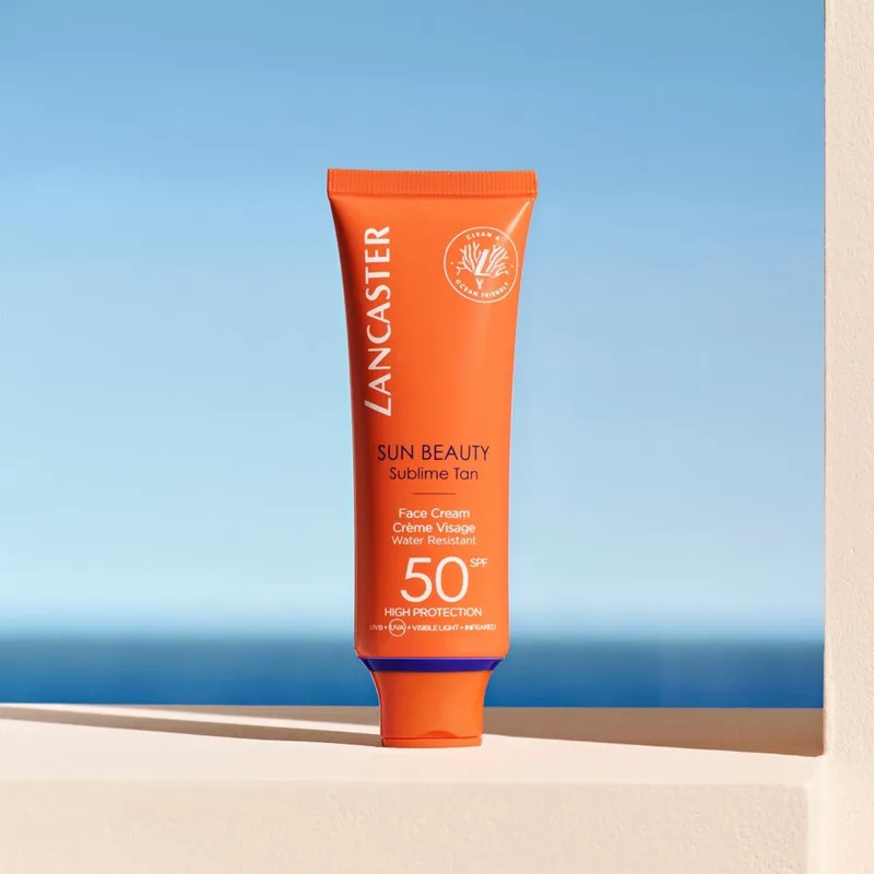 Sun Beauty Face Cream SPF50 van Lancaster in 50 ml – productfoto 3 van 5