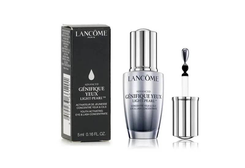 Duft-Set La Vie Est Belle EdP 75 ml + Genifique Yeux Konzentrat 5 ml, 2-tlg., Luxuriöser Damenduft mit Iris, Vanille und Patchouli von Lancôme – Produktfoto 2 von 5