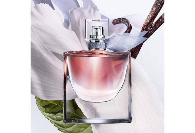 Duft-Set La Vie Est Belle EdP 75 ml + Genifique Yeux Konzentrat 5 ml, 2-tlg., Luxuriöser Damenduft mit Iris, Vanille und Patchouli von Lancôme – Produktfoto 4 von 5
