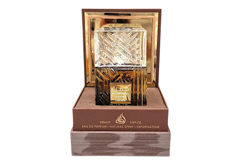 Duft-Set Khamrah Dukhan Khamrah Qahwa EDP 100 ml + Parfümzerstäuber (leer) Set fra Lattafa – produktbillede 1 af 2