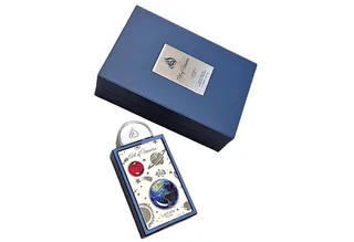 Duft-Set Pride Art Of Universe EDP Frische Duft + Parfümzerstäuber leer fra Lattafa – produktbillede 4 af 5