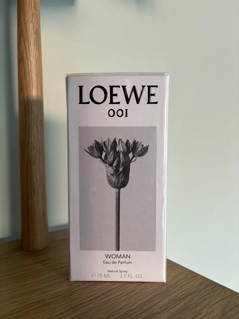 Loewe 001 - Woman - EDP fra Loewe i 75 ml – produktbillede