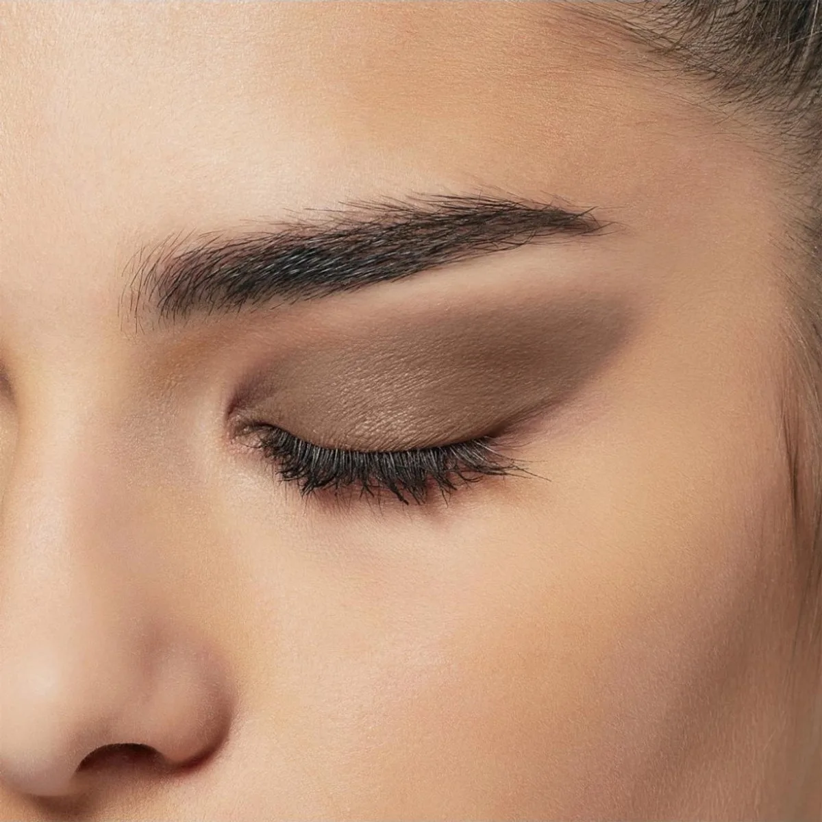 Color Queen Oilshadow Oogschaduw - 02 Force - Warm Beige - 16,5 gr van L'Oréal Paris in Bruin – productfoto